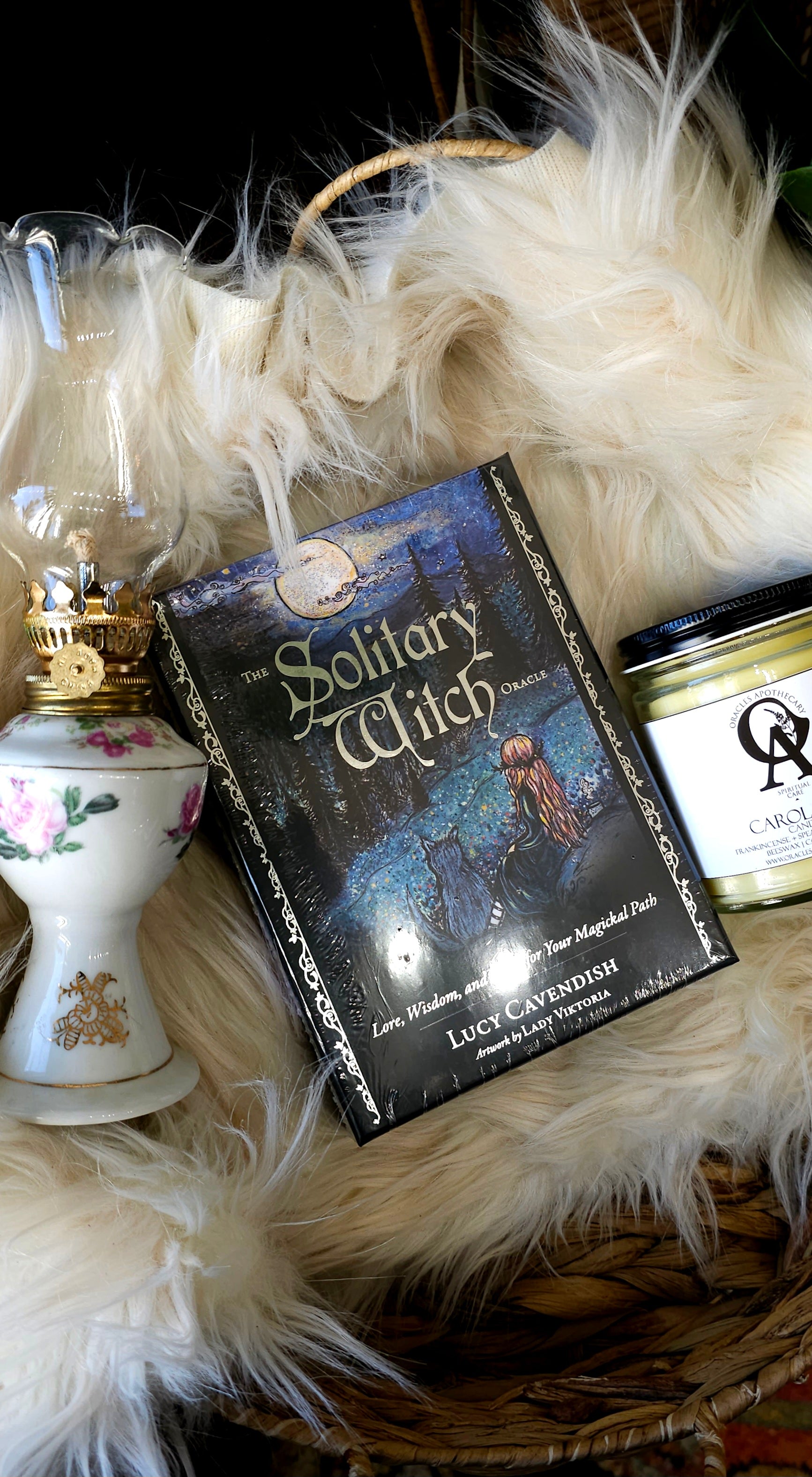 The Solitary Witch Oracle