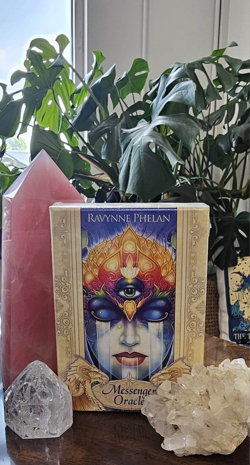 Messenger Oracle deck cover