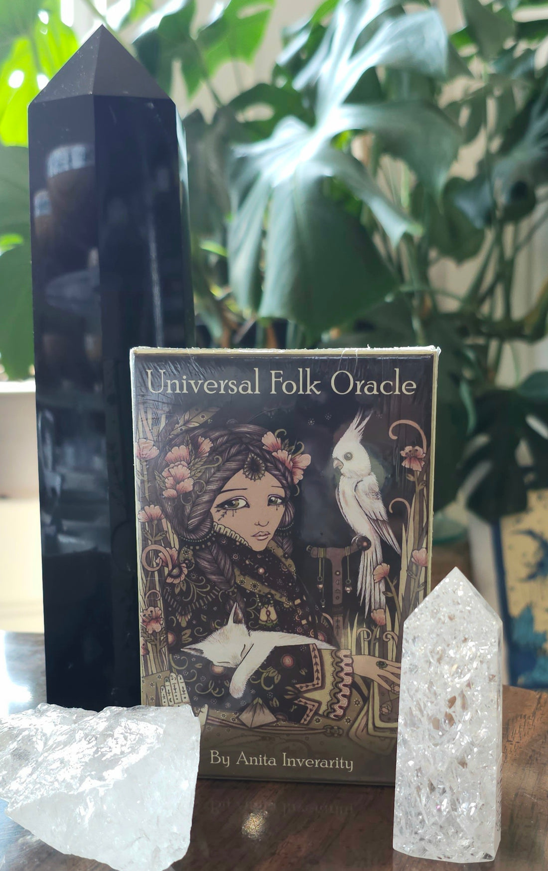 Universal Folk Oracle deck cover