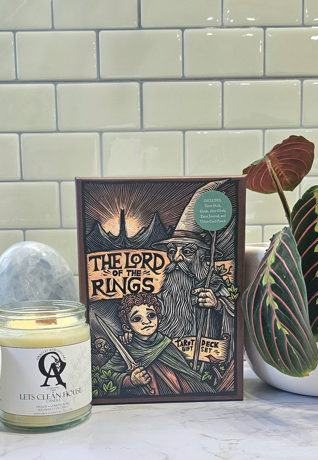 The Lord of the Rings™ Tarot Deck and Guide Gift Set cover
